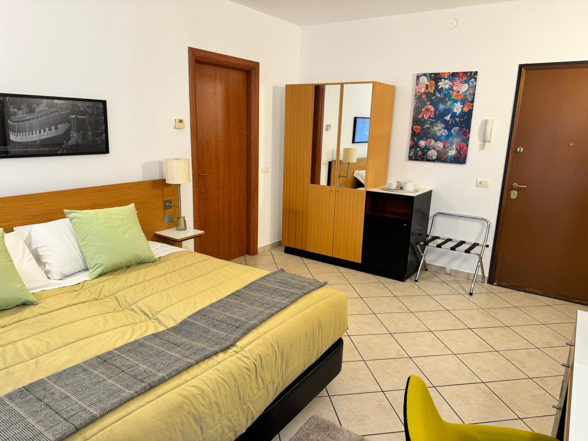 Residence Malpensa Somma Lombardo Buitenkant foto